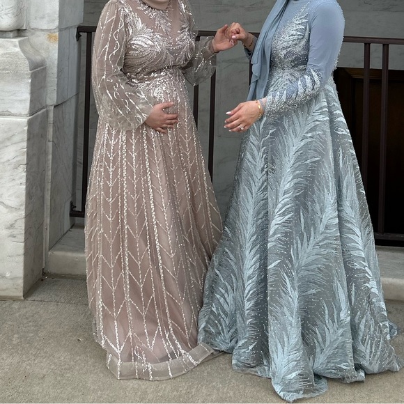 Beautiful long sleeve fully beaded beige/light tan gown fits size 14-16 - Picture 2 of 3